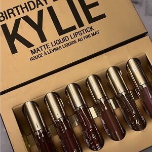 Kylie Cosmetics Matte Liquid Lipstick Set